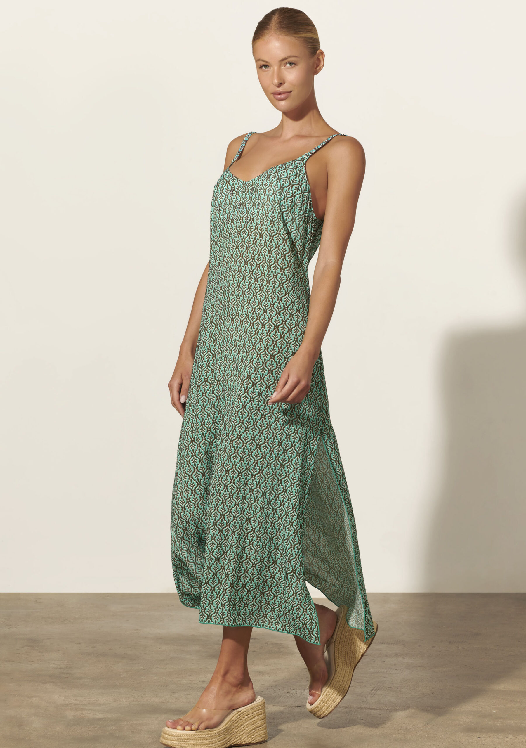 BAÑADOR ESCOTE PICO LOWEN VESTIDO LARGO LOWEN